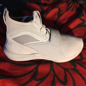 Women’s Icelandic Blue Pumas New w/o Tags or Box